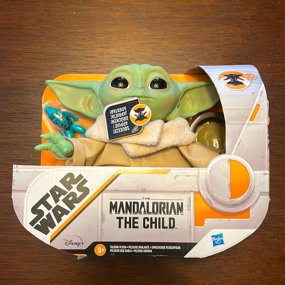 Hasbro Star Wars: The Mandalorian - The Child  Talking Plush Toy 3YRS+ NEW.